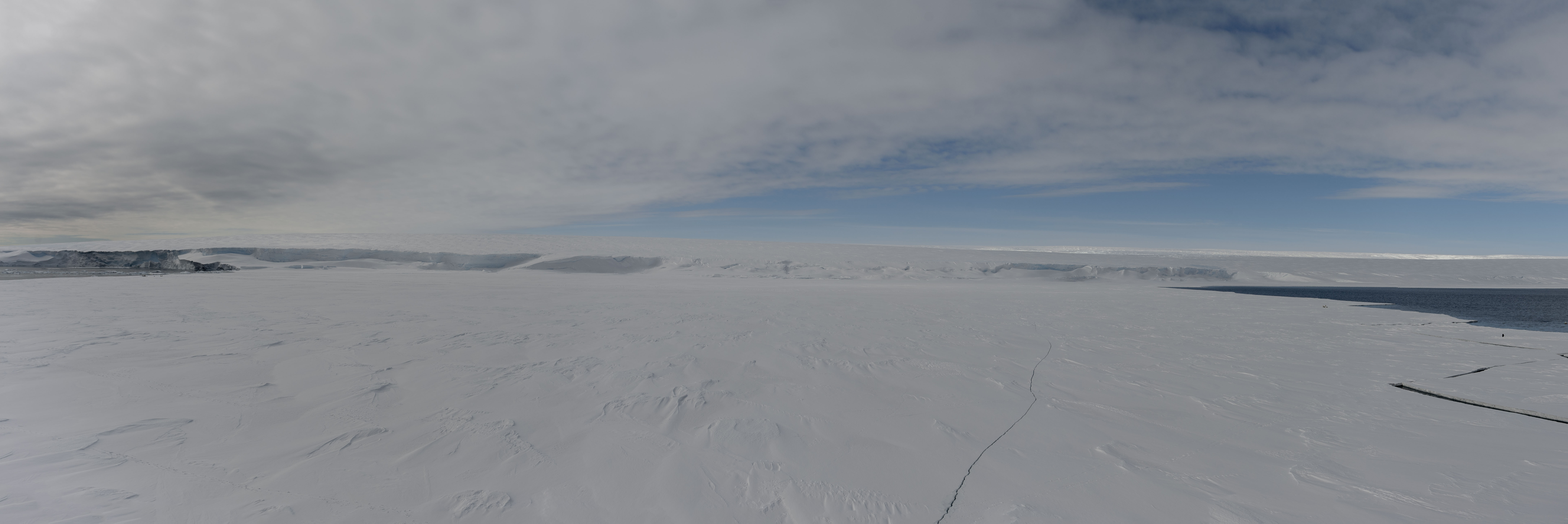 GYT 20221117 021830  DSC7884 Panorama